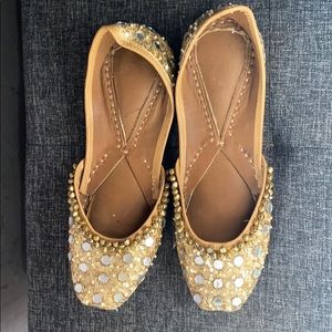 Golden Punjabi Slippers
